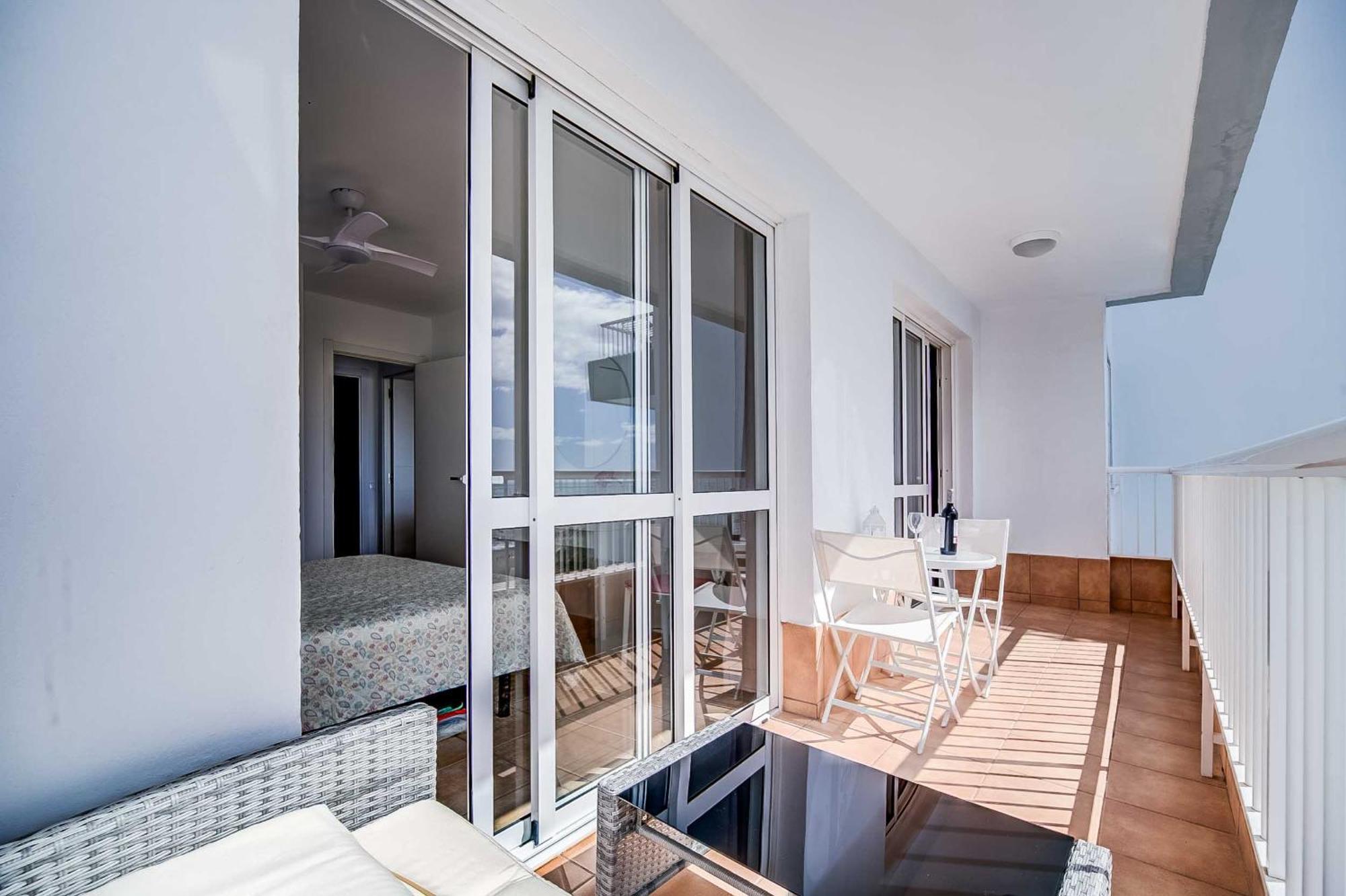 Puerto Marina, Apartamento Frente Al Mar ベナルマデナ エクステリア 写真