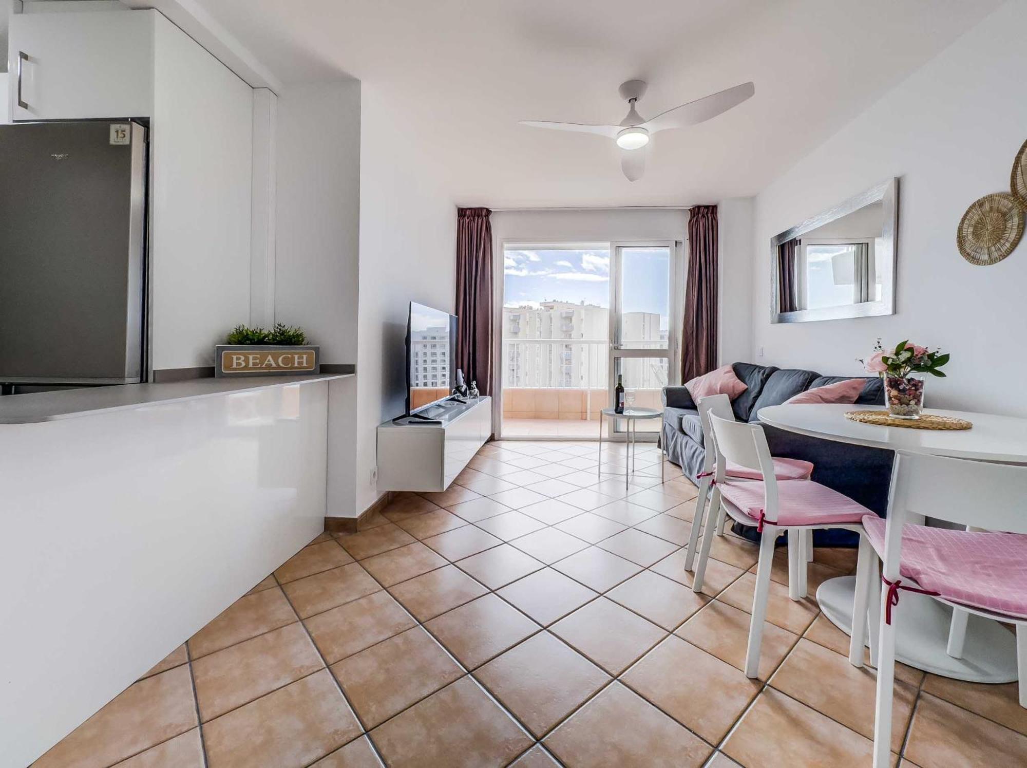 Puerto Marina, Apartamento Frente Al Mar ベナルマデナ エクステリア 写真