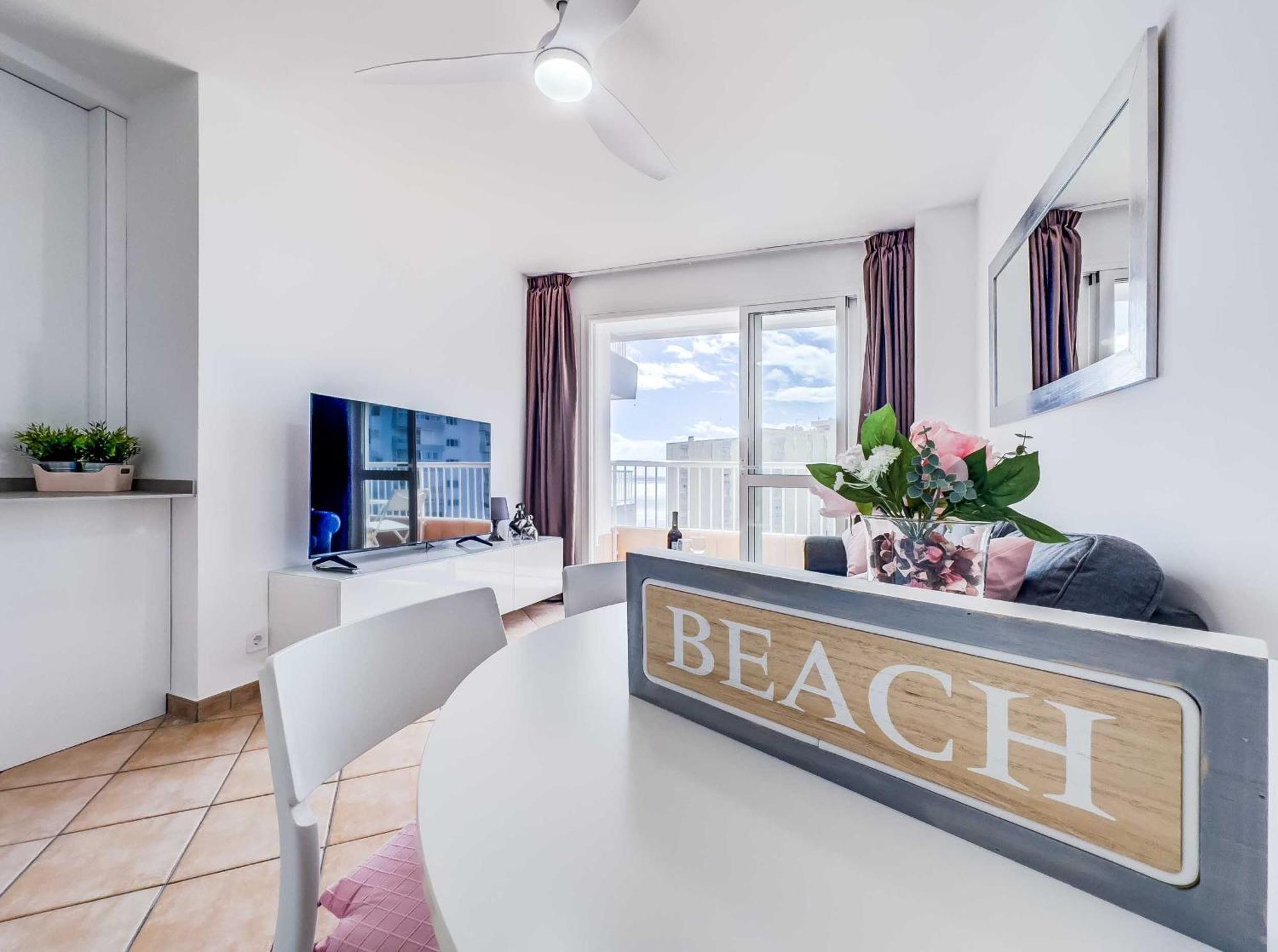 Puerto Marina, Apartamento Frente Al Mar ベナルマデナ エクステリア 写真