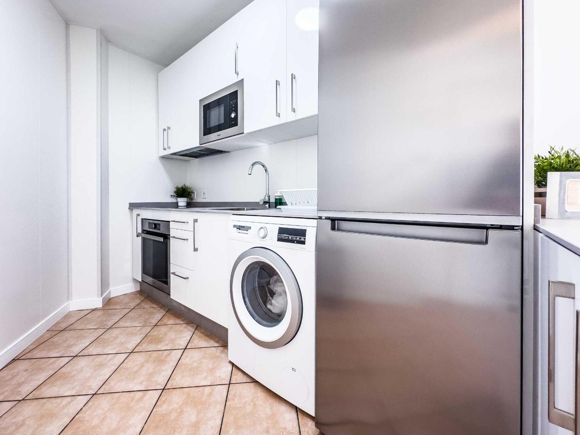 Puerto Marina, Apartamento Frente Al Mar ベナルマデナ エクステリア 写真